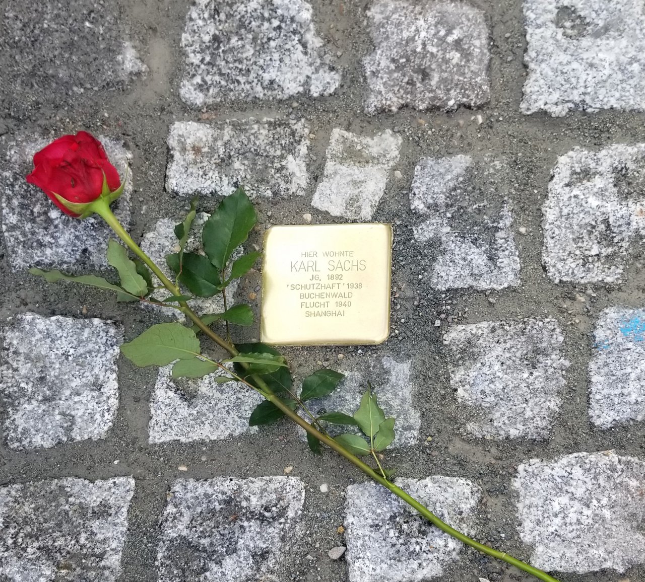 Stolperstein zur Erinnerung an Karl Sachs